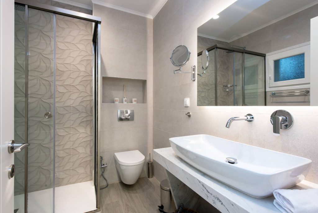Lucky villas corfu bathroom downstairs 01