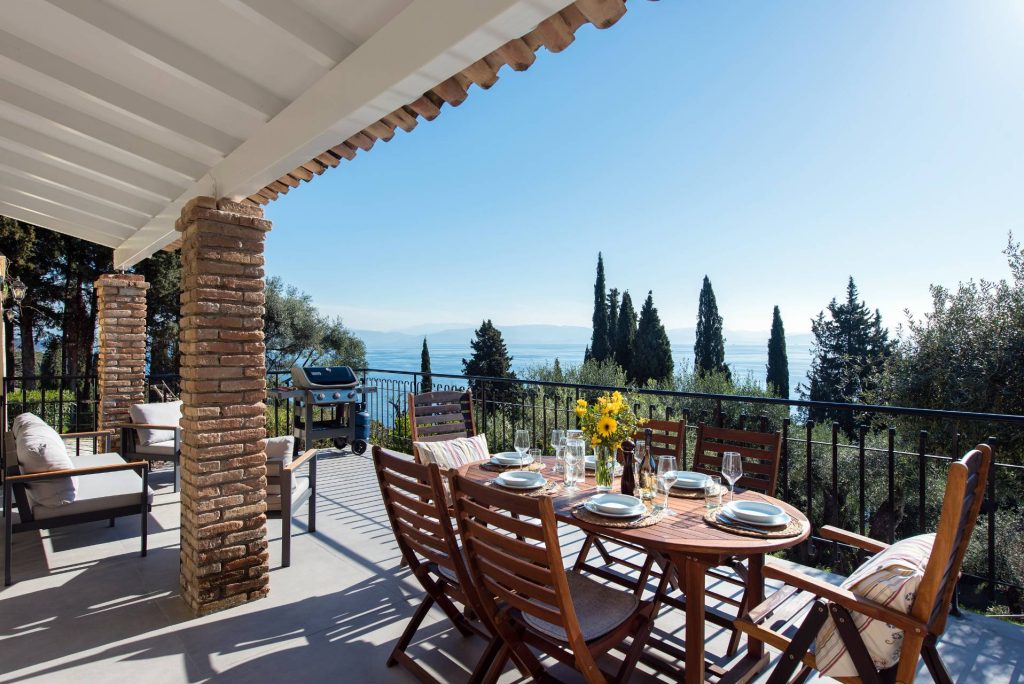 Lucky villas corfu exterior downstairs 04