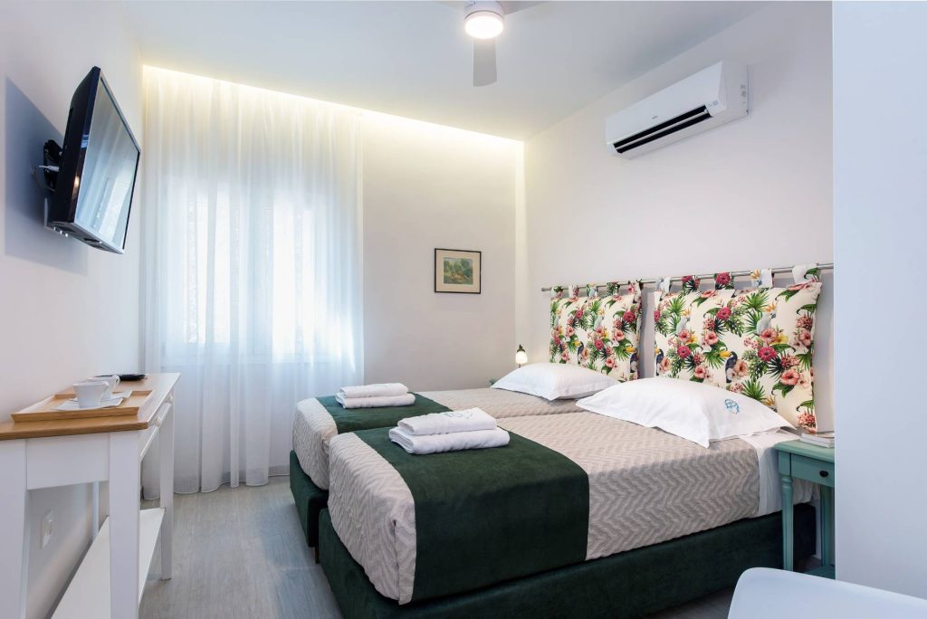 Lucky villas corfu twin bed 01