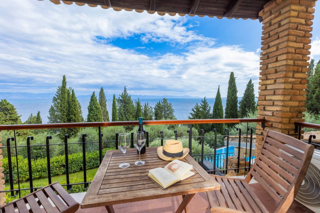 lucky villas guest house balcony 01